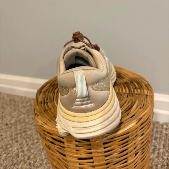 HOKA ONE ONE Bondi 8 Women’s Running Shoe, 8.5 M - Picture 6 of 11